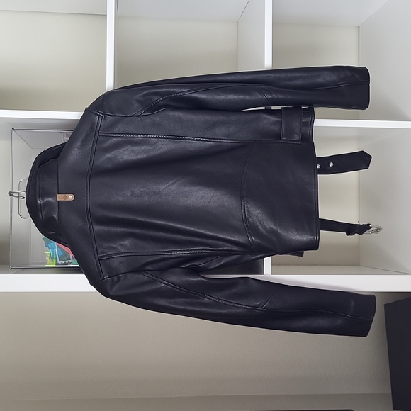 Like New Mackage 100% Lambskin Bomber Jacket XXS-XS - Picture 5 of 7